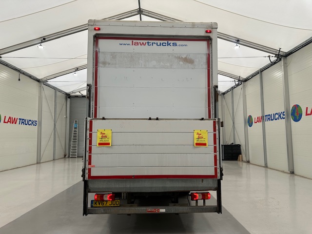 Mercedes Actros 1824 4×2 Sleeper Cab Box Van