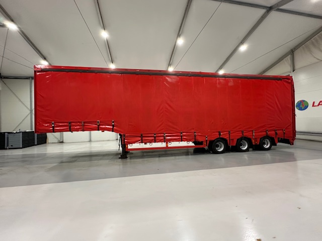 Nooteboom Tri Axle Stepframe Enclosed Lowloader