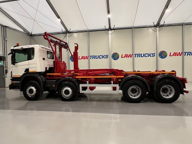 Scania P370 8×4 Rest Cab Hookloader Manual