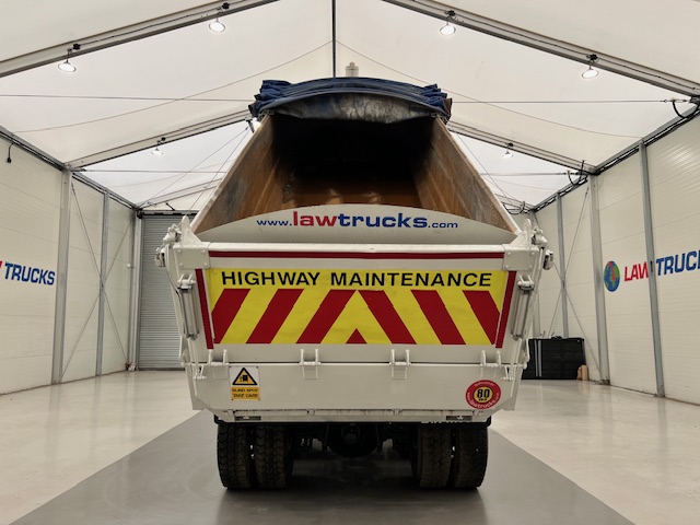 Scania P370 8×4 Rest Cab Tipper Manual