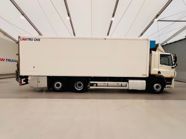 DAF CF 290 6×2 Rear Steer Fridge Box