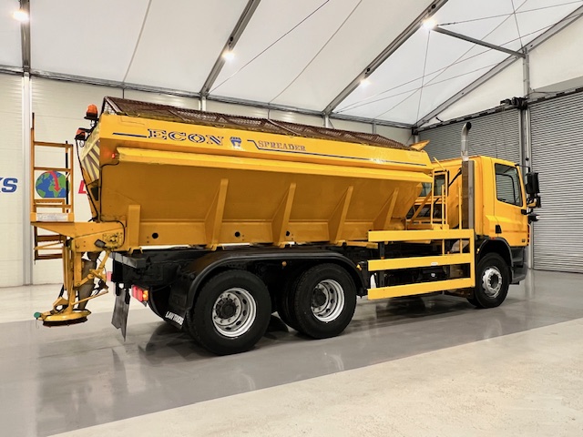DAF CF75 310 6×4 Day Cab Gritter