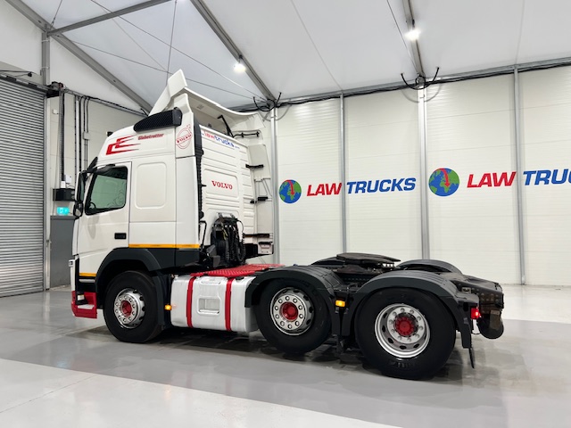 Volvo FM 450 6×2 Midlift Tractor Unit