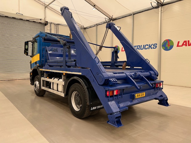 Mercedes Arocs 1824 Day Cab Skip Loader