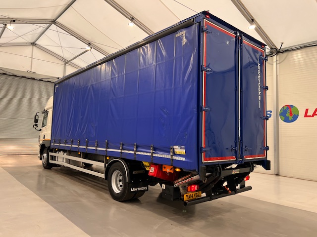 DAF CF 250 Sleeper Cab Curtainsider