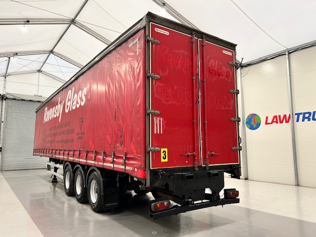 Montracon Tri Axle 4.2m Curtainsider Trailer Moffat Brackets