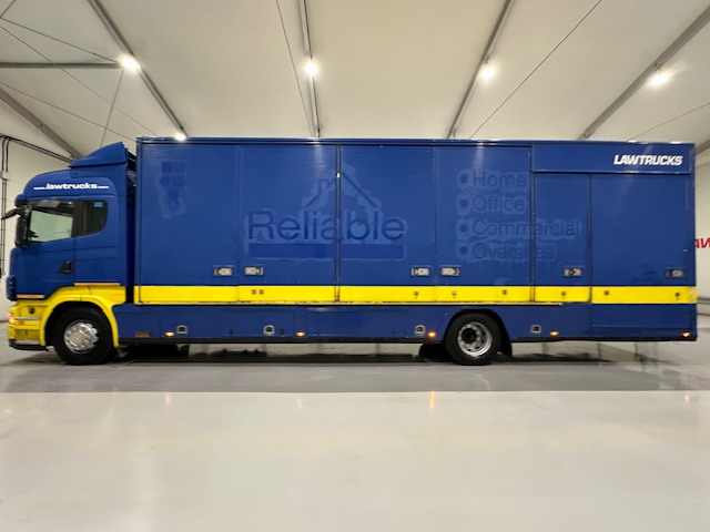 Scania R270 4×2 Sleeper Cab Box Van Manual