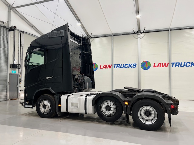 Volvo FH 500 6×2 Midlift Tractor Unit Safari Edition