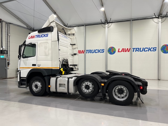 Volvo FM 450 6×2 Midlift Tractor Unit