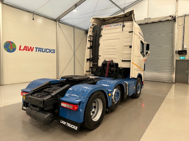 Volvo FH 500 6×2 Midlift Tractor Unit