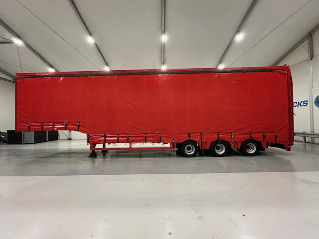 Nooteboom Tri Axle Stepframe Enclosed Lowloader