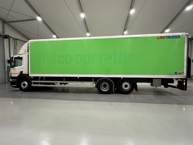 Scania P280 6×2 Rear Lift Day Cab Fridge Box