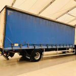 DAF CF 220 4×2 Sleeper Cab Curtainsider - thumbnail