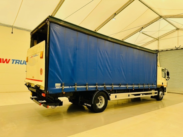 DAF CF65 250 Sleeper Cab Curtainsider