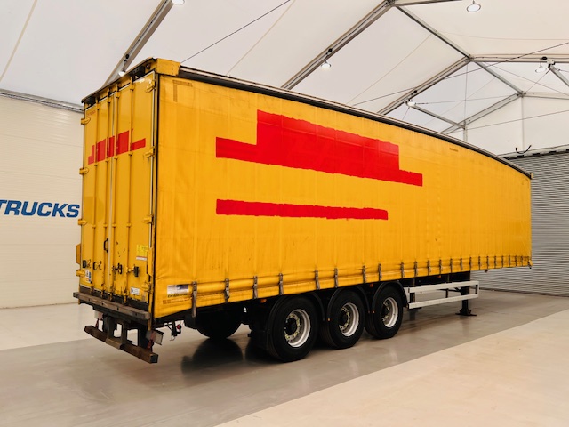 Don Bur Tri Axle Curtainsider Trailer