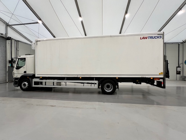 DAF LF 250 4×2 Rest Cab Fridge Box