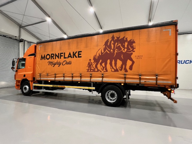 DAF CF65 220 Sleeper Cab Curtainsider