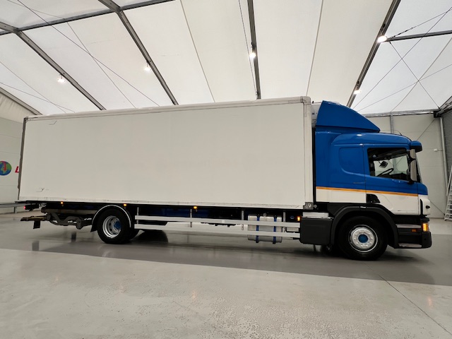Scania P250 4×2 Sleeper Cab Fridge Box