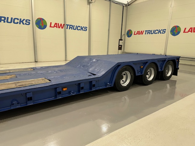King GTL 48 60 Tri Axle Machinery Carrier Lowloader