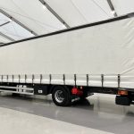 Mercedes Actros 1824 Day Cab Curtainsider - thumbnail