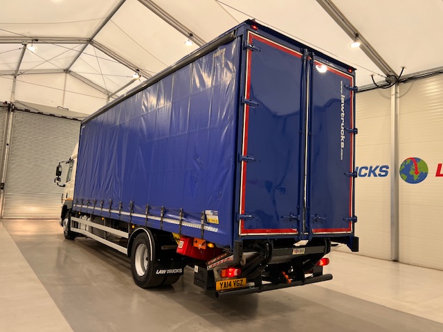 DAF CF 250 Sleeper Cab Curtainsider