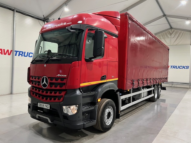 Mercedes Actros 2533 6×2 Sleeper Cab Curtainsider