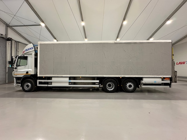 DAF CF 330 Rear Lift Day Cab Fridge Box