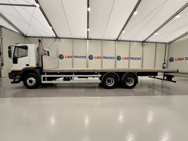 Seddon Atkinson Strato 385 6×4 Double Drive Flatbed
