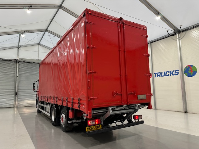 DAF CF 290 6×2 Rear Lift Sleeper Cab Curtainsider
