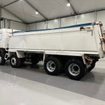 Scania P400 8×4 Sleeper Cab Tipper Manual - thumbnail