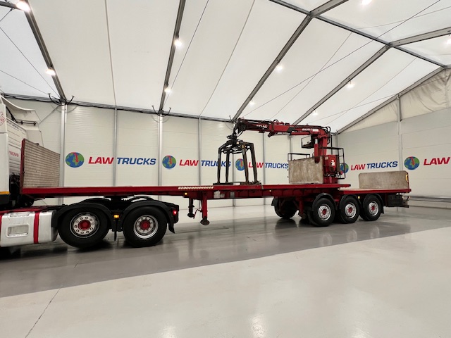Volvo FM 450 Tractor Unit with Corus Brick Grab Trailer