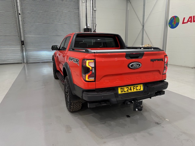 Ford Ranger Raptor 2.0 Auto 4×4 Pick Up