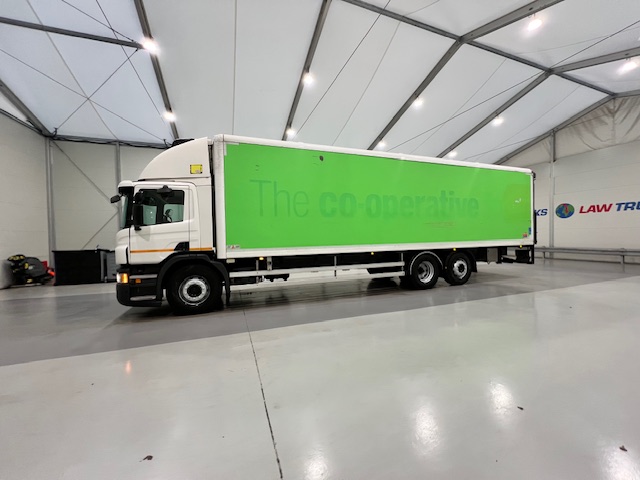 Scania P280 6×2 Rear Lift Day Cab Fridge Box