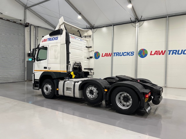 Volvo FM 450 6×2 Midlift Tractor Unit
