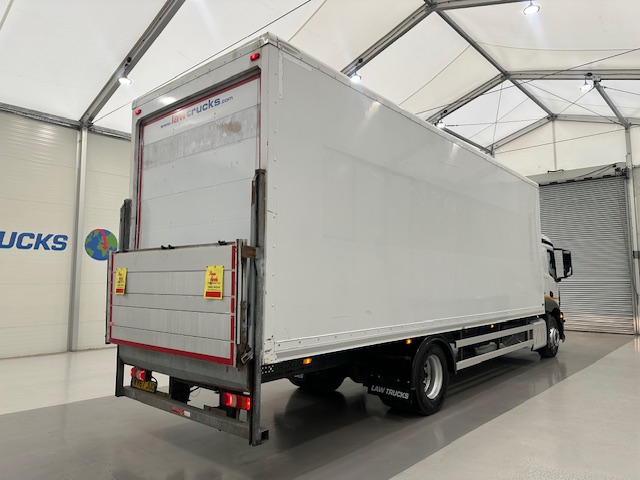 Mercedes Actros 1824 4×2 Sleeper Cab Box Van