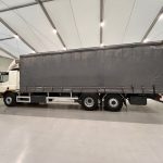 DAF CF75 310 Rear Lift Sleeper Cab Curtainsider - thumbnail