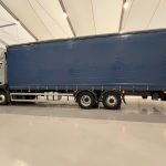 Mercedes Actros 2530 6×2 Day Cab Curtainsider - thumbnail