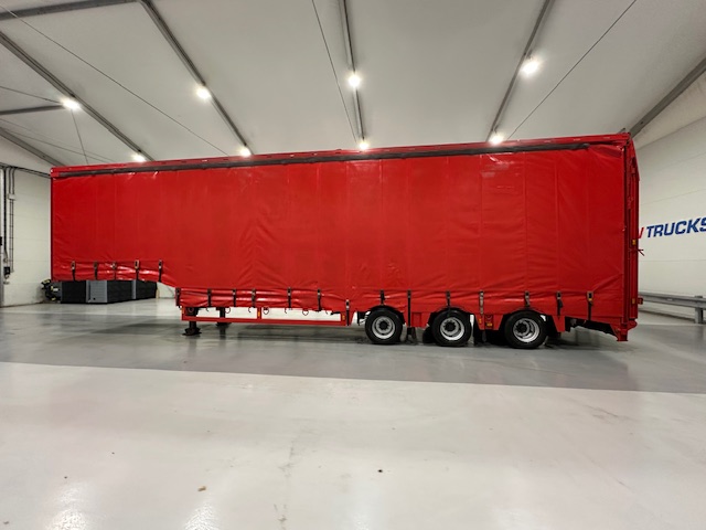 Nooteboom Tri Axle Stepframe Enclosed Lowloader