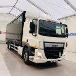 DAF CF 330 6×2 Rear Lift Sleeper Cab Curtainsider - thumbnail
