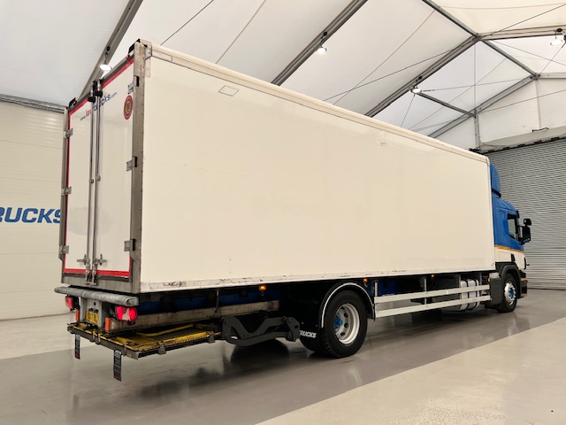 Scania P250 4×2 Sleeper Cab Fridge Box