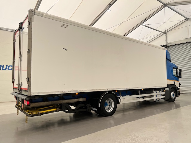 Scania P250 4×2 Sleeper Cab Fridge Box