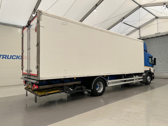 Scania P250 4×2 Sleeper Cab Fridge Box