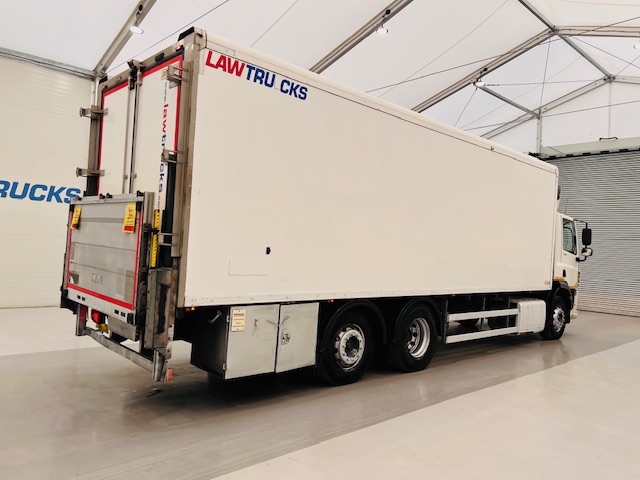 DAF CF 290 6×2 Rear Steer Fridge Box