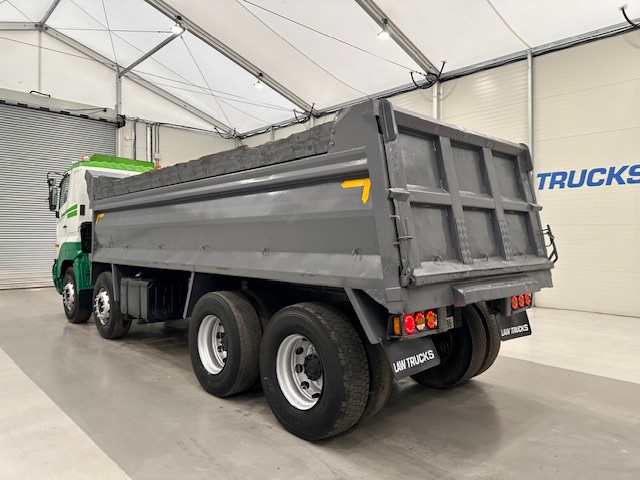 Hino 3241 700 8×4 Sleeper Cab Steel Tipper