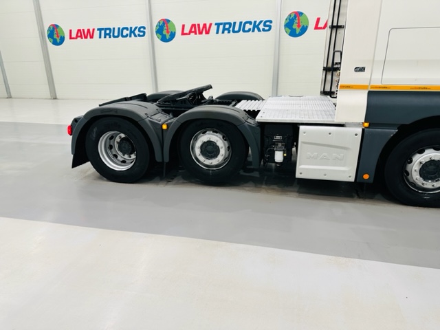 MAN TGX 26.440 6×2 Midlift Tractor Unit