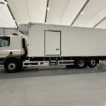 DAF CF 330 6×2 Sleeper Cab Fridge Box - thumbnail