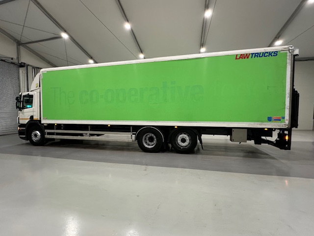 Scania P280 6×2 Rear Lift Day Cab Fridge Box