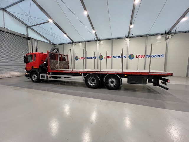 Scania P280 6×2 Rear Lift Flatbed with Crane