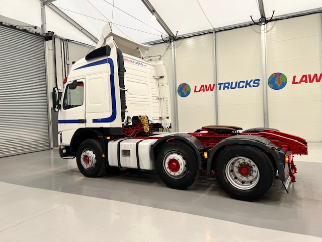 Volvo FM12 380 6×2 Midlift Tractor Unit Manual