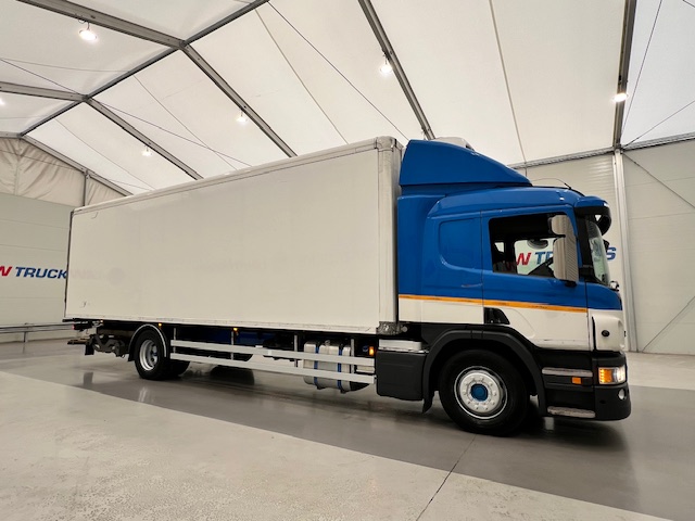 Scania P250 4×2 Sleeper Cab Fridge Box